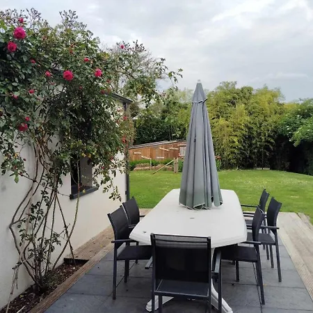 Logrment Entier 8 Personnes Circuit 24h Sillé-le-Philippe