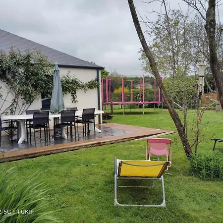 Logrment Entier 8 Personnes Circuit 24h * Sillé-le-Philippe